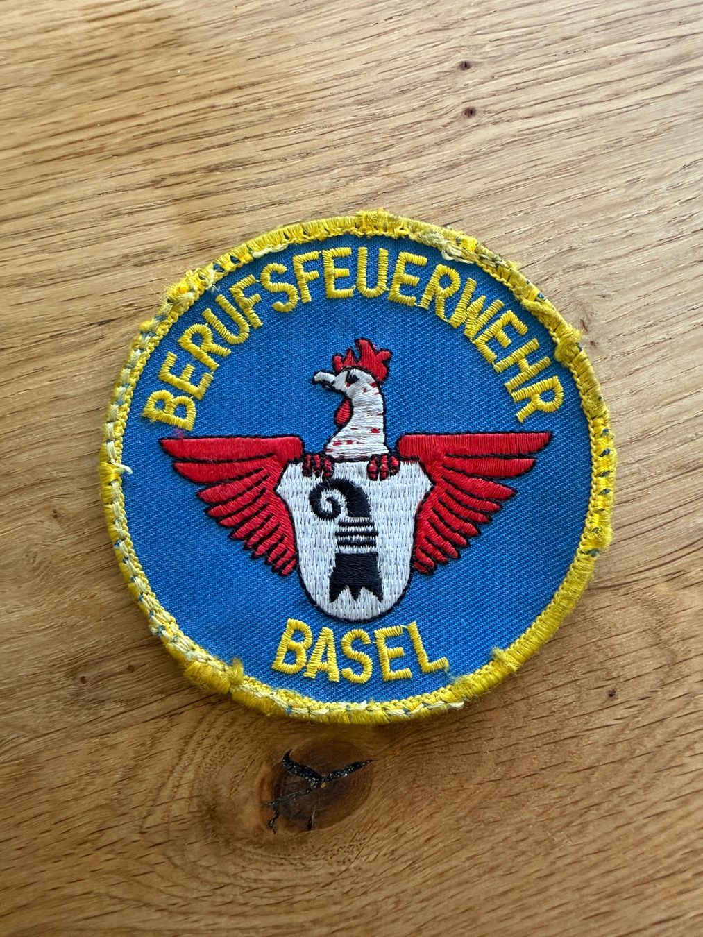 Uniformes: Patch Berufsfeuerwehr Basel – D'occasion à Riehen par Oberloescher