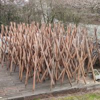 Heinzen,alt ,antik,Garten,Deko,Holz,Euro