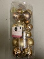 Weihnachtskugeln goldig