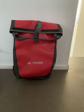 Vaude Fahrradtasche Rot ungebraucht
