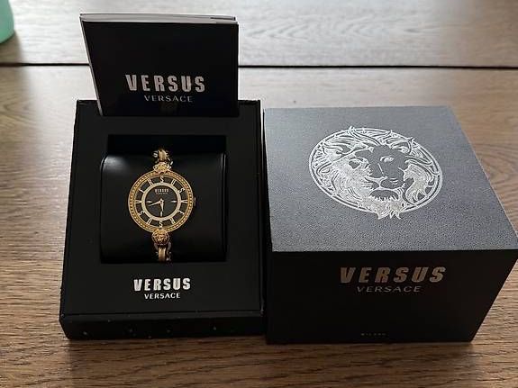 Versace Orologi: Versace Uhr Damen Gold – Usato da Arisdorf venduto da ner_h922