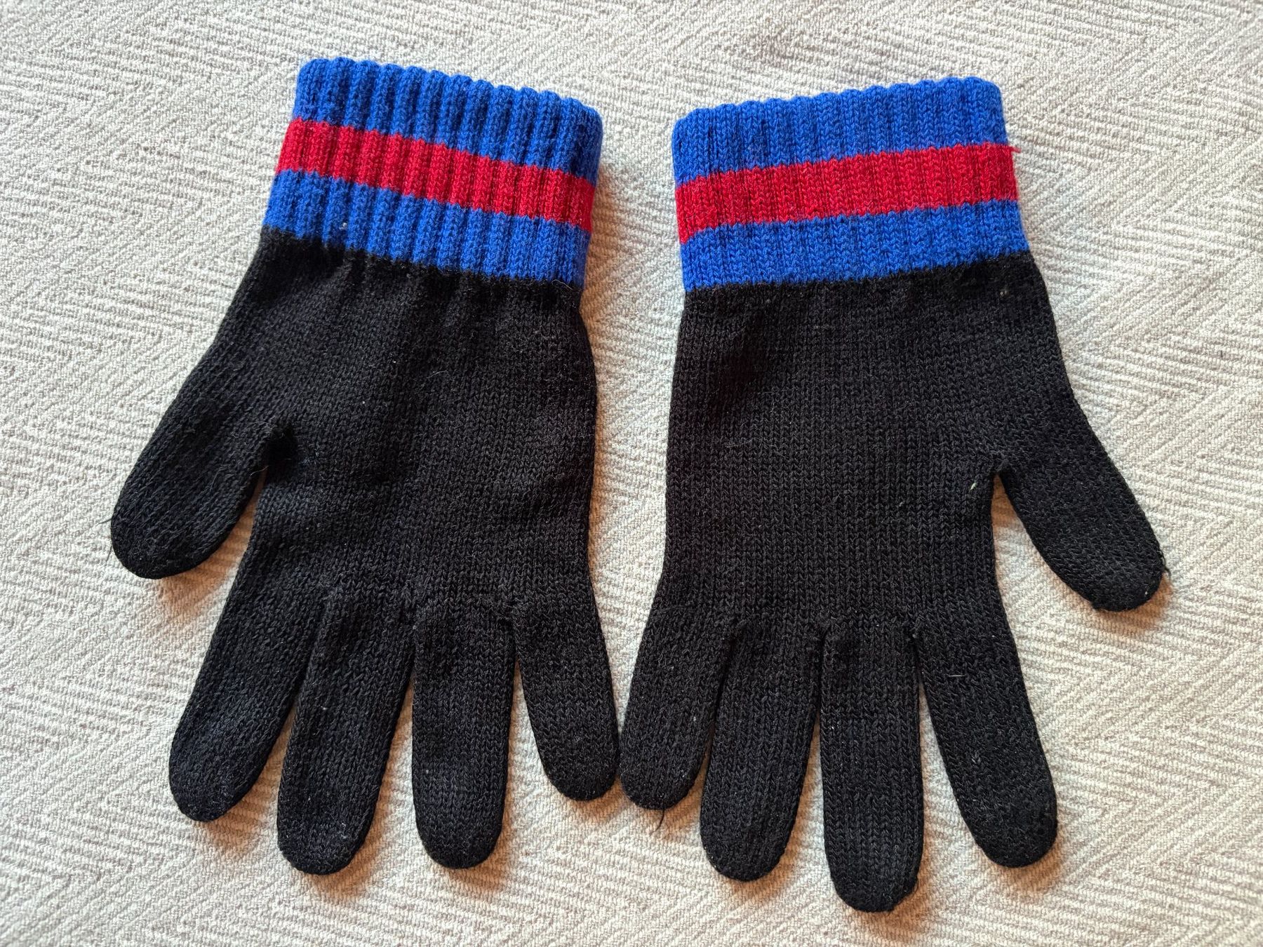 Gants & mitaines : FC BASEL Muttenzerkurve Handschuhe - ca. von 2006 – D'occasion à Aarberg par umearocks 1