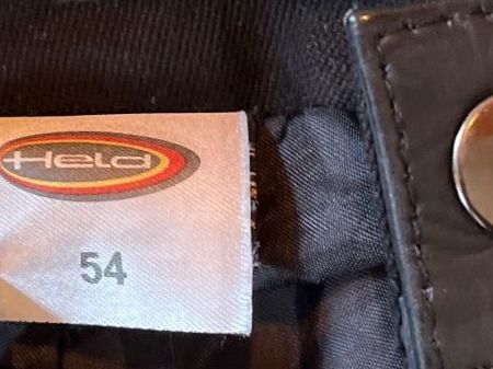 Held Pantaloni: Lederhose Grösse 54 – Usato da Hätzingen venduto da pflanzan222 3