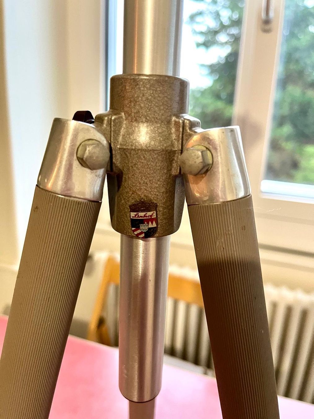 Treppiedi & Teste: VINTAGE KAMERA STATIV – Usato da Basel venduto da rulinfire 5