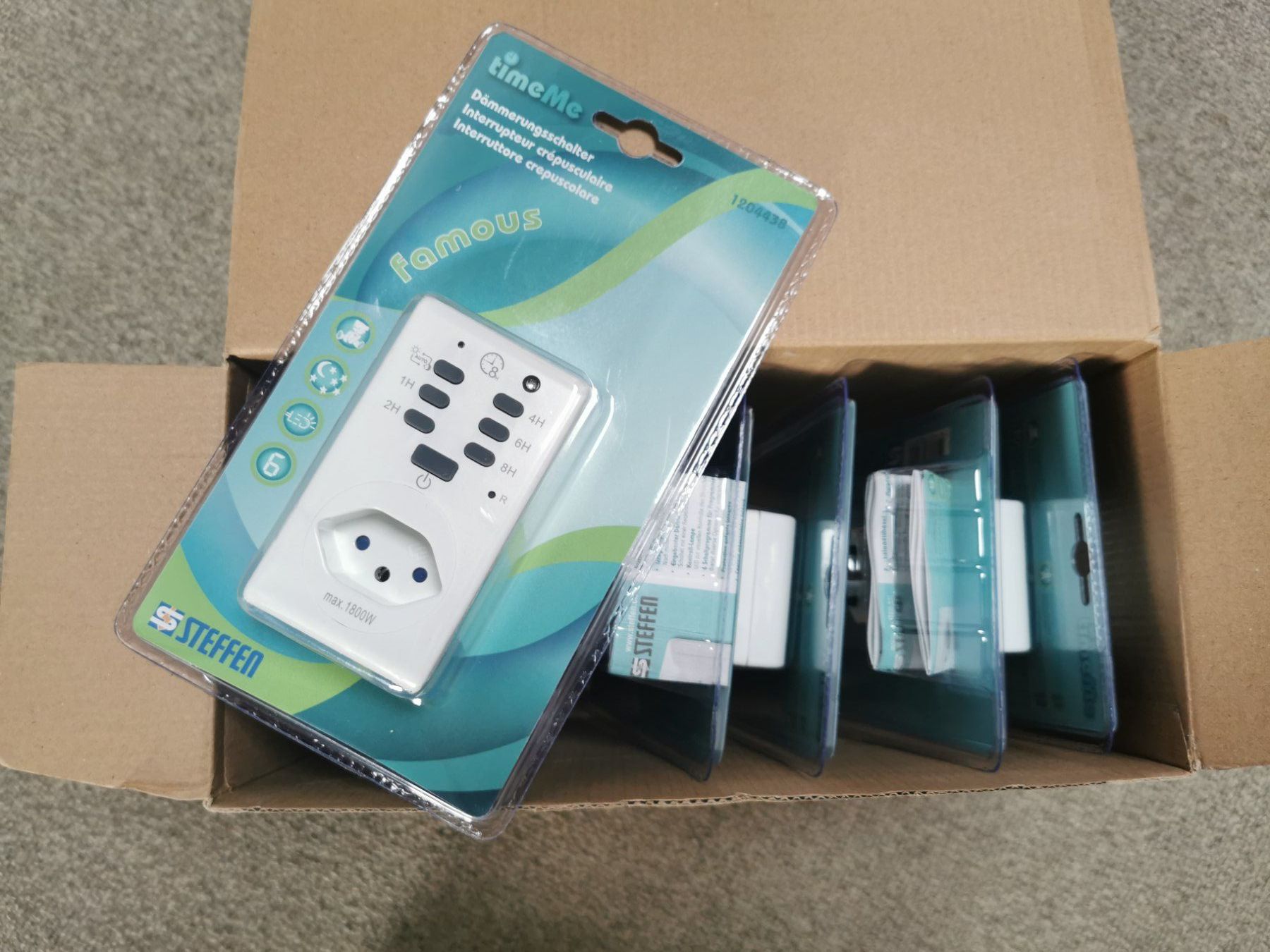 Schalter: 36 x Dämmerungsschalter  Timer m.Sensor Innen – Neu und originalverpackt aus Gebenstorf von monschala
