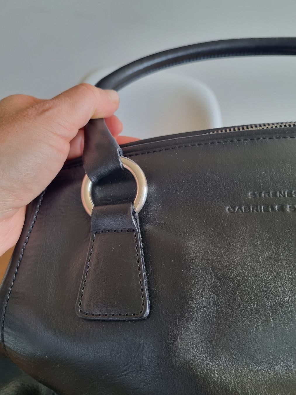 Borse da donna: Handtasche von Gabriele Strehle – Usato da Aarau venduto da KiKaMo 9