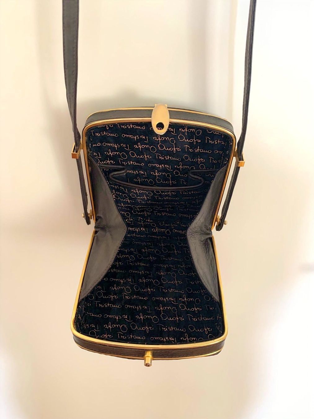 Taschen für Damen: Exklusive Umhängetasche Tristano Onofrio – Gebraucht aus St. Gallen von Braunelle 2