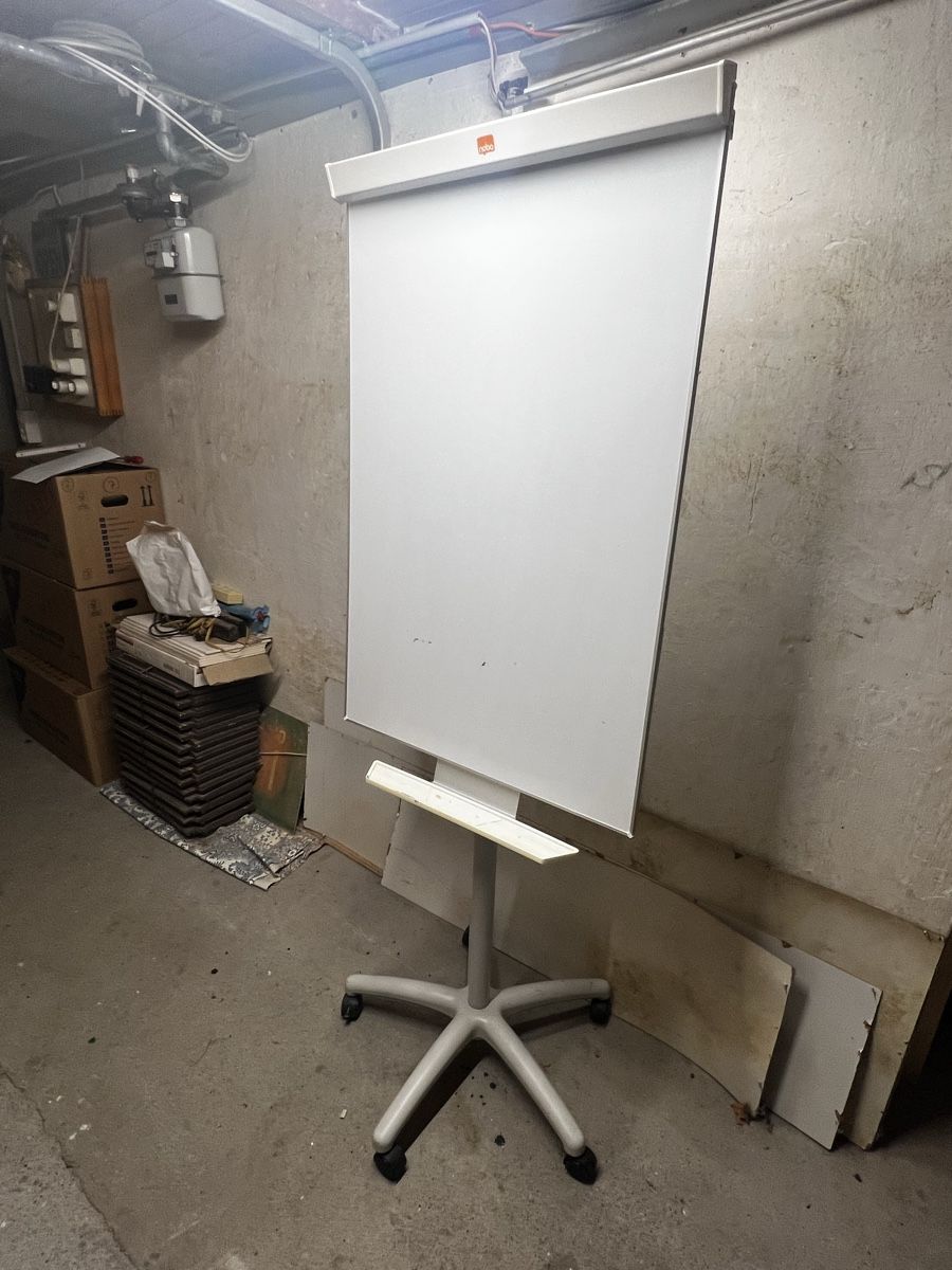 Chevalets: Flipchart – D'occasion à Reinach BL par PAT-Jabar 2
