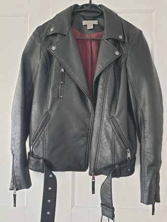 Schwarze Kunstlederjacke von H&M, Grösse 38