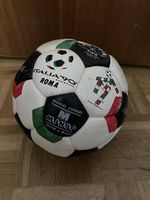 Für Nostalgiker:innen: Lederfussball ITALIA '90