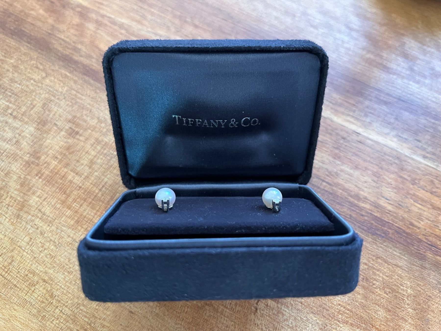 Tiffany & Co. Orecchini pendenti & Orecchini a lobo: TIFFANY & Co. Perlen-Diamant-Ohrstecker – Nuovo (secondo la descrizione) da Luzern venduto da Aleoschli 2
