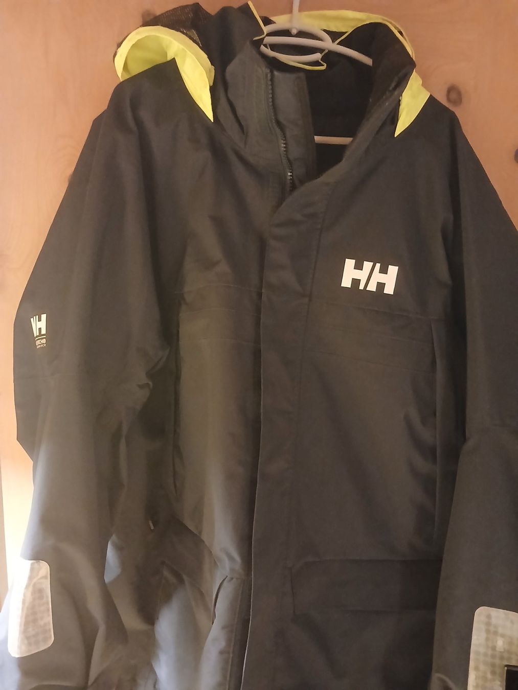 Helly Hansen Giacche: Neue Helly Hansen Jacke 3XL – Usato da Cazis venduto da fur_cqv7