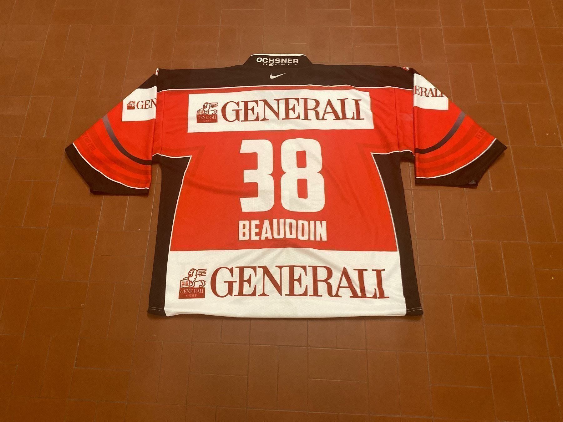 Gameworn Leibchen & Hosen: Team Canada Spengler Cup Gameworn Trikot – Gebraucht aus Wallisellen von theadicts77 3
