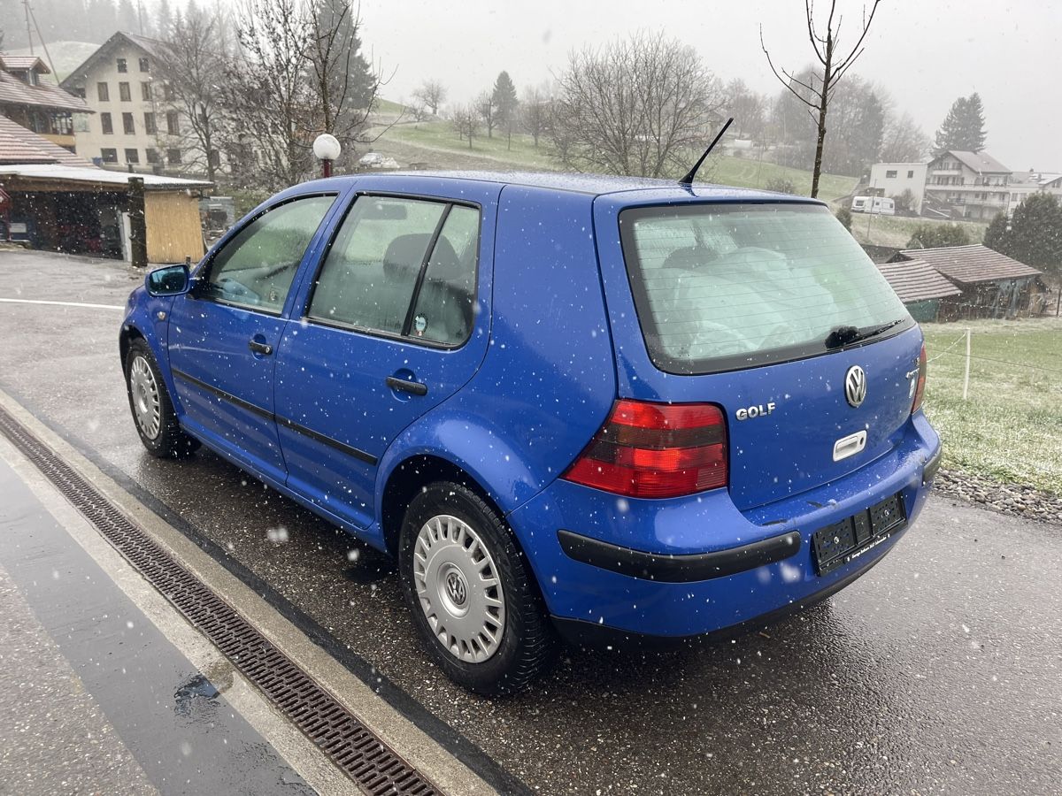 VW Automobili: golf 1.8 4x4 – Usato da Spiez venduto da bertula 4