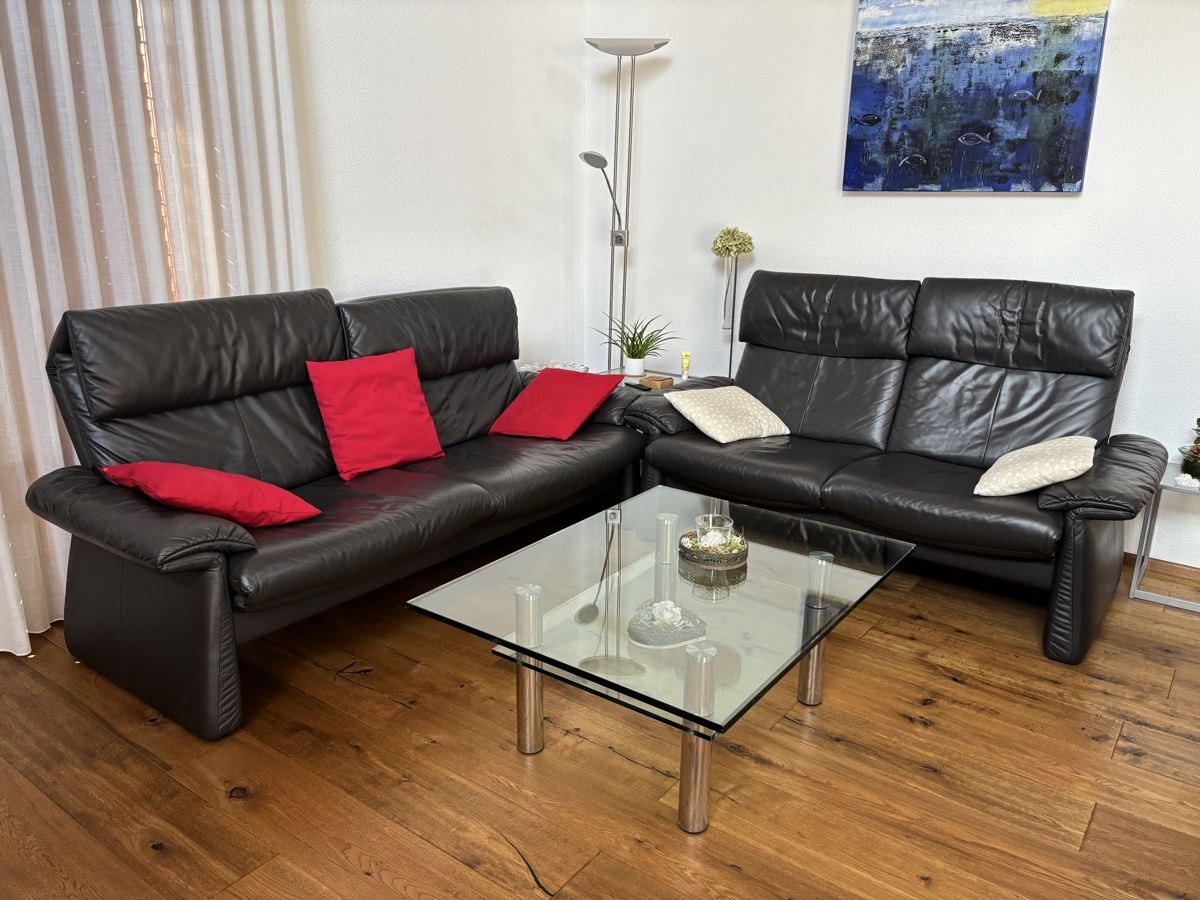 Tavoli: Moderner Glas-Couchtisch mit Ablage, Top Zustand! – Usato da Kappelen venduto da Vremaka 1