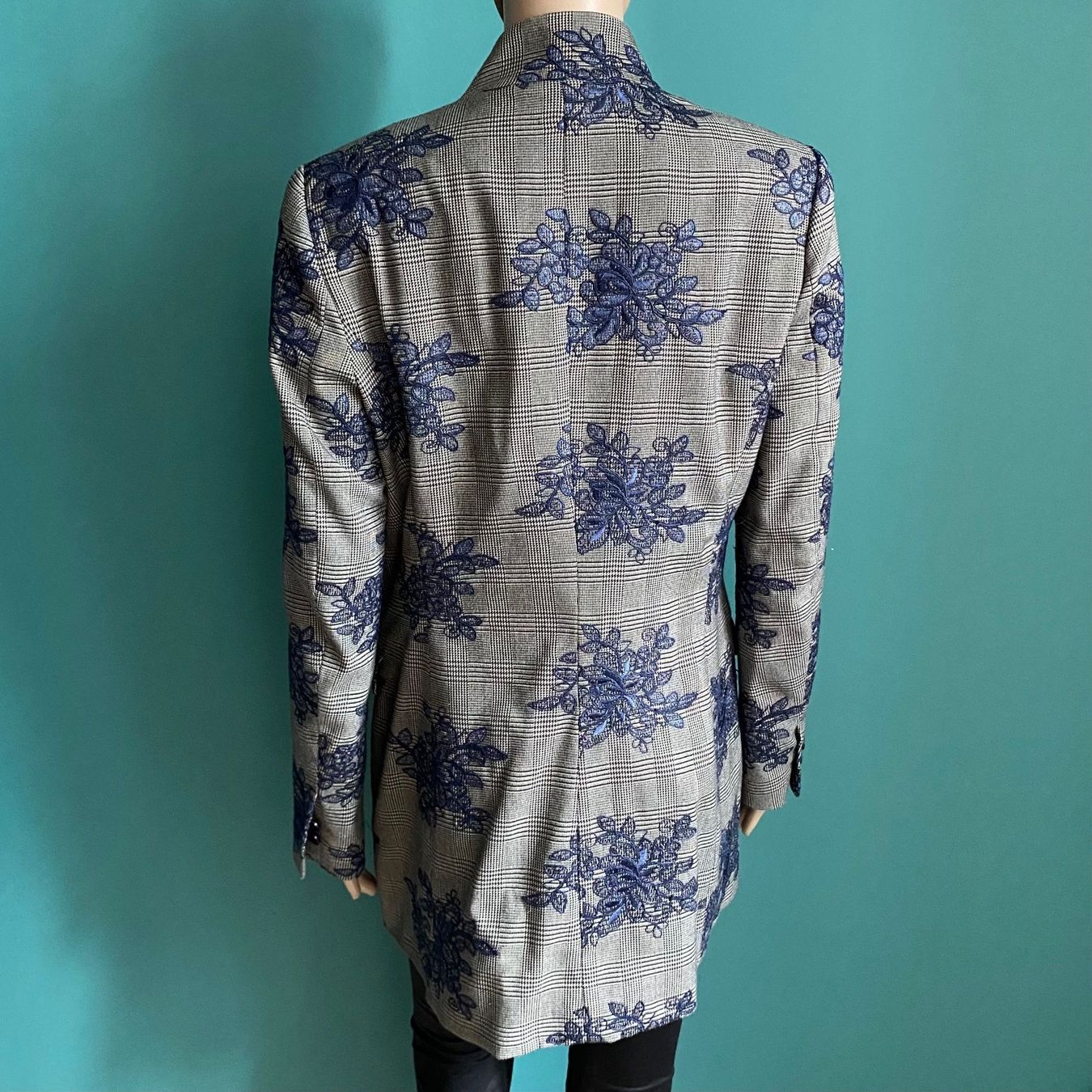 Zara Jacken: ZARA Blazer 🩶 – Gebraucht aus Zürich von ClosetQueen 4