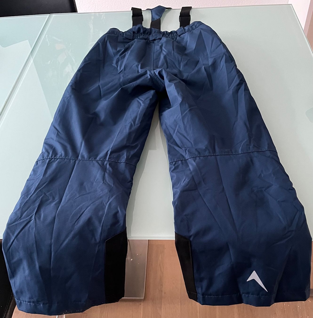 Pantaloni: Skihose dunkelblau Knabe – Usato da Aesch BL venduto da girlisue 1