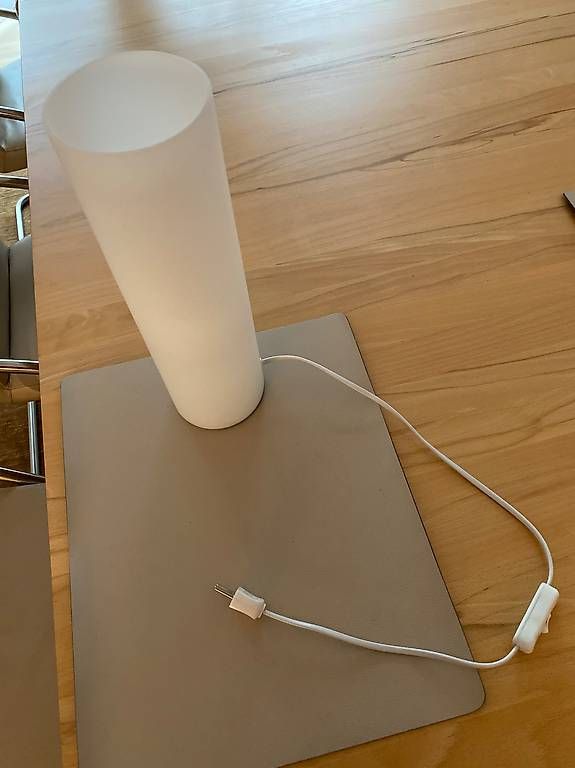 Comodini: Schoene Nachtisch Kampe – Usato da Frauenfeld venduto da momika 1
