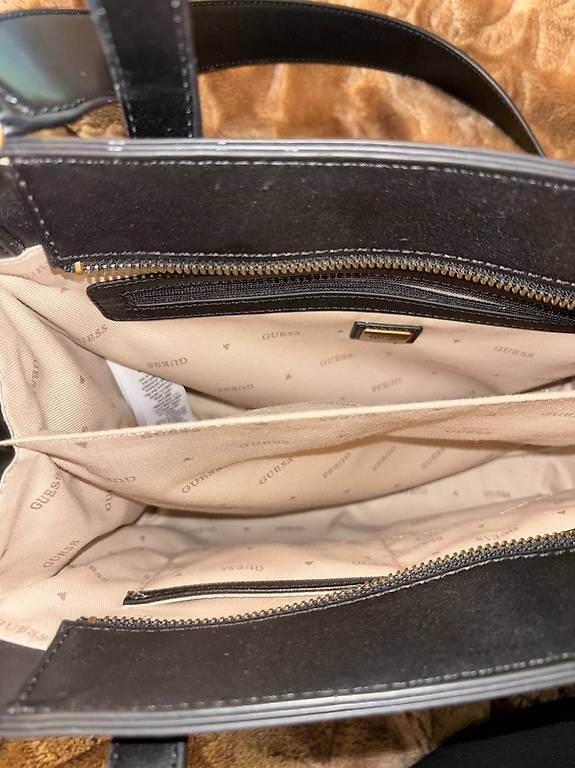 Borse da donna: GUESS Silvana 2 Schwarz  – Usato da Zürich venduto da Lavinclassy 2