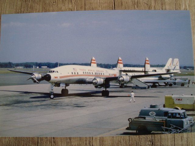 Ansichtskarten: TWA Trans World Airlines Lockheed Constellation – Neu und originalverpackt aus Thun von Abigboss