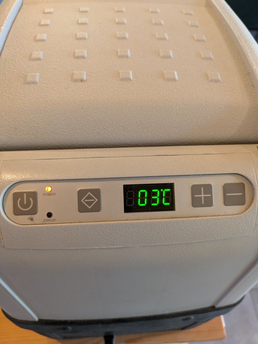 Dometic Frigoriferi & Refrigeratori: Dometic CF26 – Usato da Prez-Vers-Siviriez venduto da ollie79 6