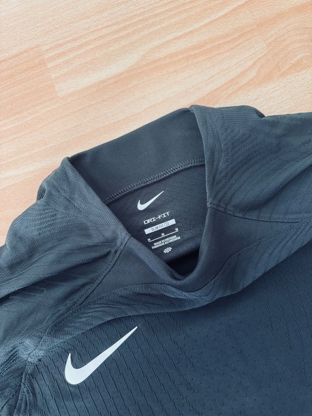 Nike T-shirt: Nike Performance – Nuovo e nell'imballaggio originale da Oftringen venduto da bmw_b8bm 2