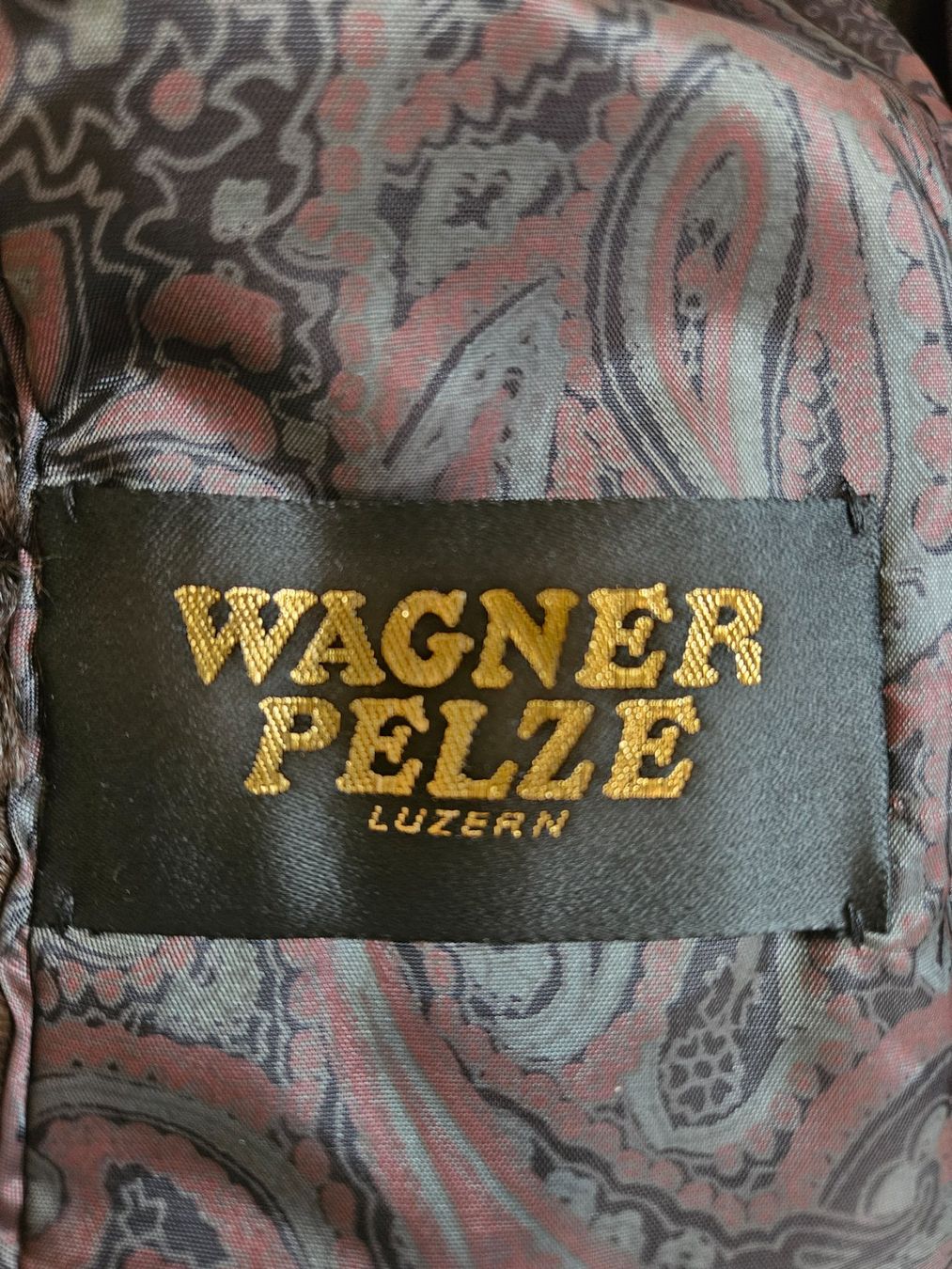 Manteaux: Pelzmantel – D'occasion à Ennetbürgen par luc_b82g 1