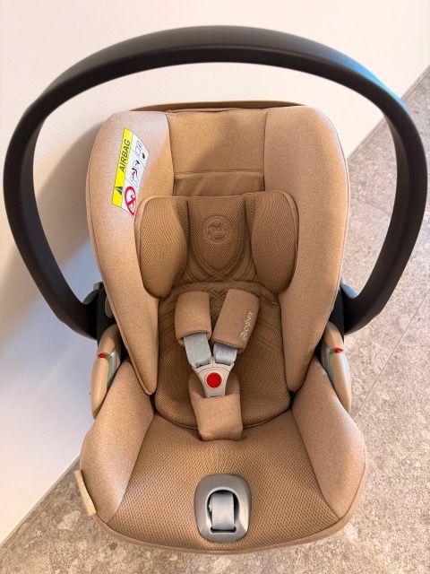 Cybex Seggiolini per auto: CYBEX Platinum Cloud T i-Size mit Base T - Cozy Beige – Nuovo (secondo la descrizione) da Dübendorf venduto da kerstinbrisbane 3