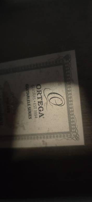 Strumenti musicali: Guitarelélé – Usato da Fully venduto da Arsaweb 4