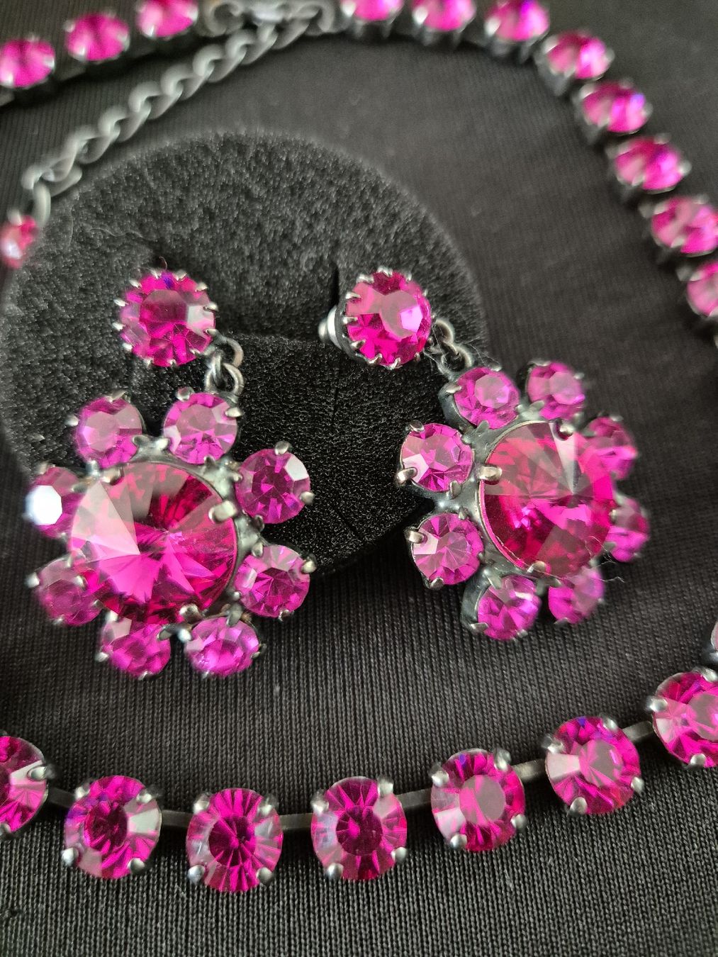Altri gioielli: Funkelndes pinkes Strass-Set: Kette & Ohrringe – Nuovo (secondo la descrizione) da Rothenfluh venduto da cfb_rf75 1