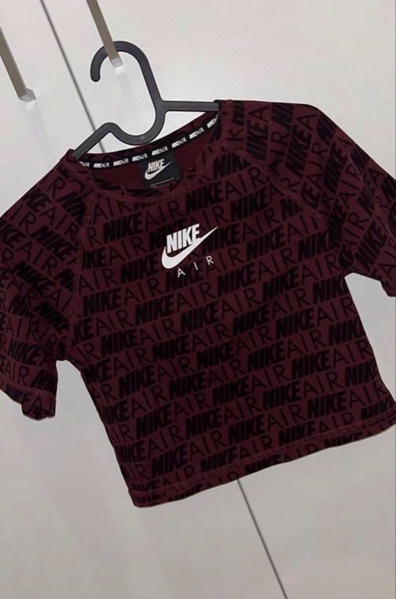 Nike T-shirts: Nike Tshirt – Neuf (Voir description) à Glattbrugg par S_ch_