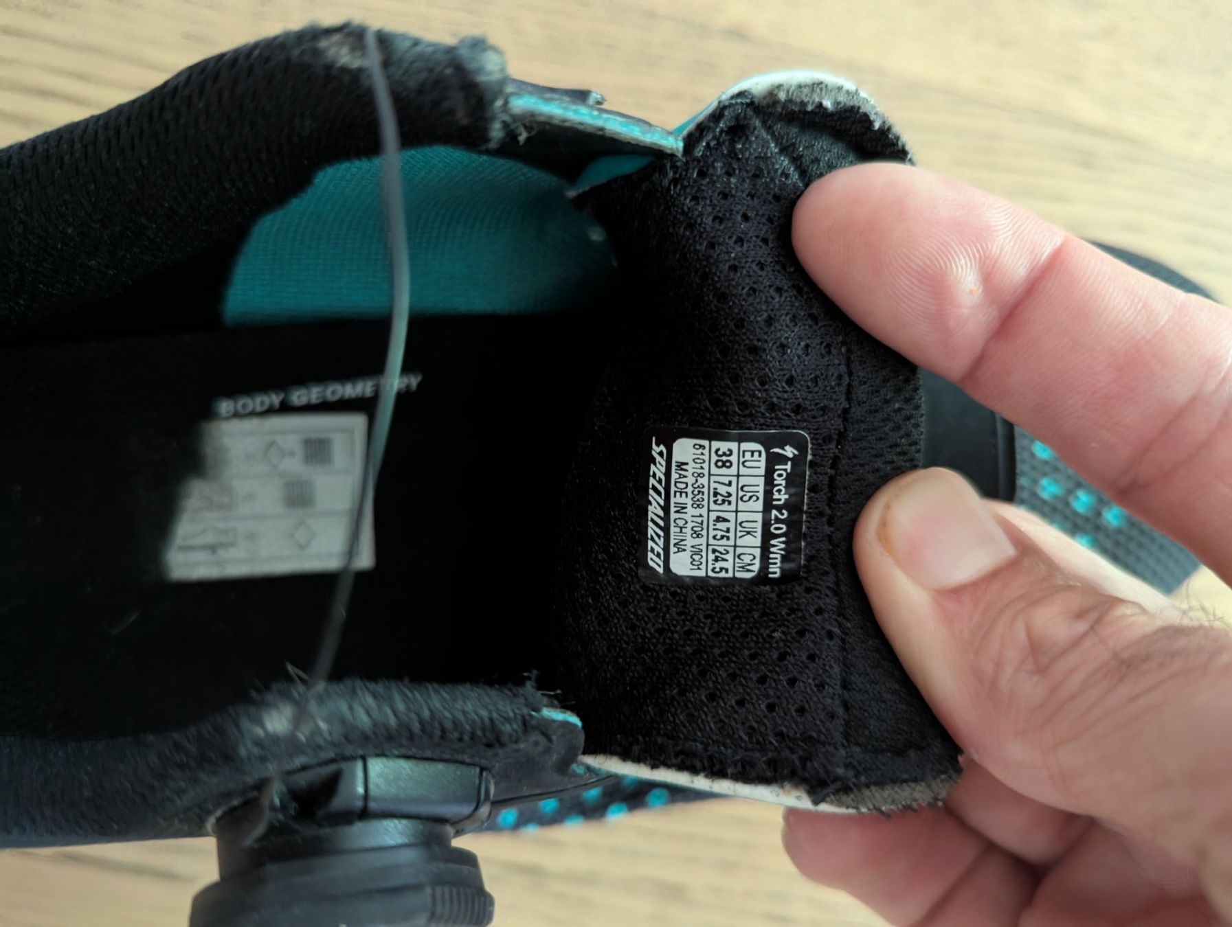 Specialized Scarpe da donna: Chaussures vélo 38 , femmes – Usato da Confignon venduto da api_7hyp 1