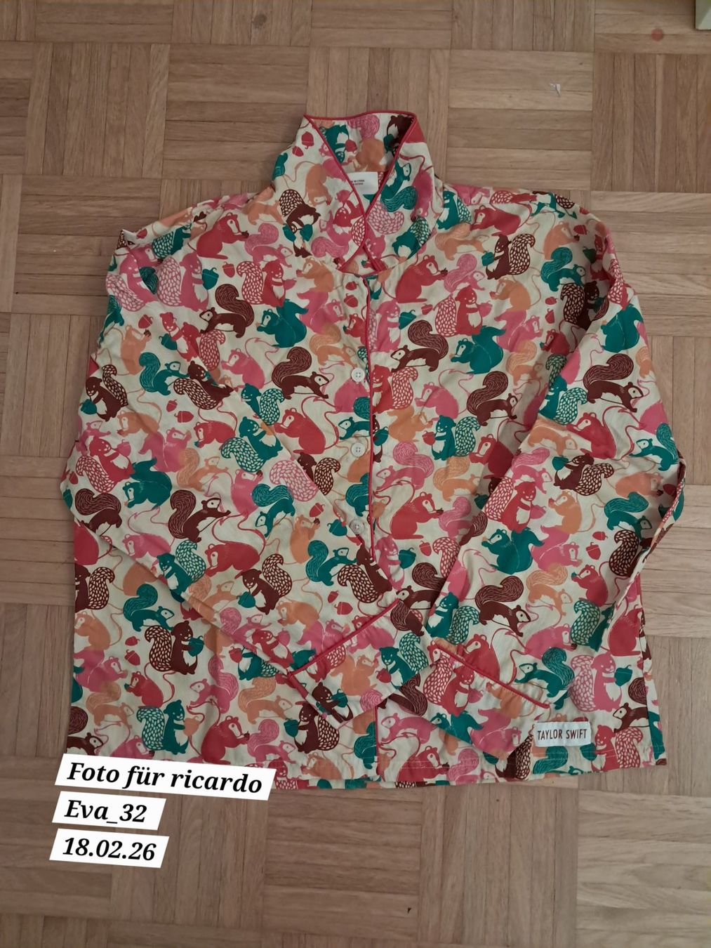 Pigiami: Taylor Swift - RED Pyjama Oberteil - L – Usato da Obfelden venduto da Eva_32