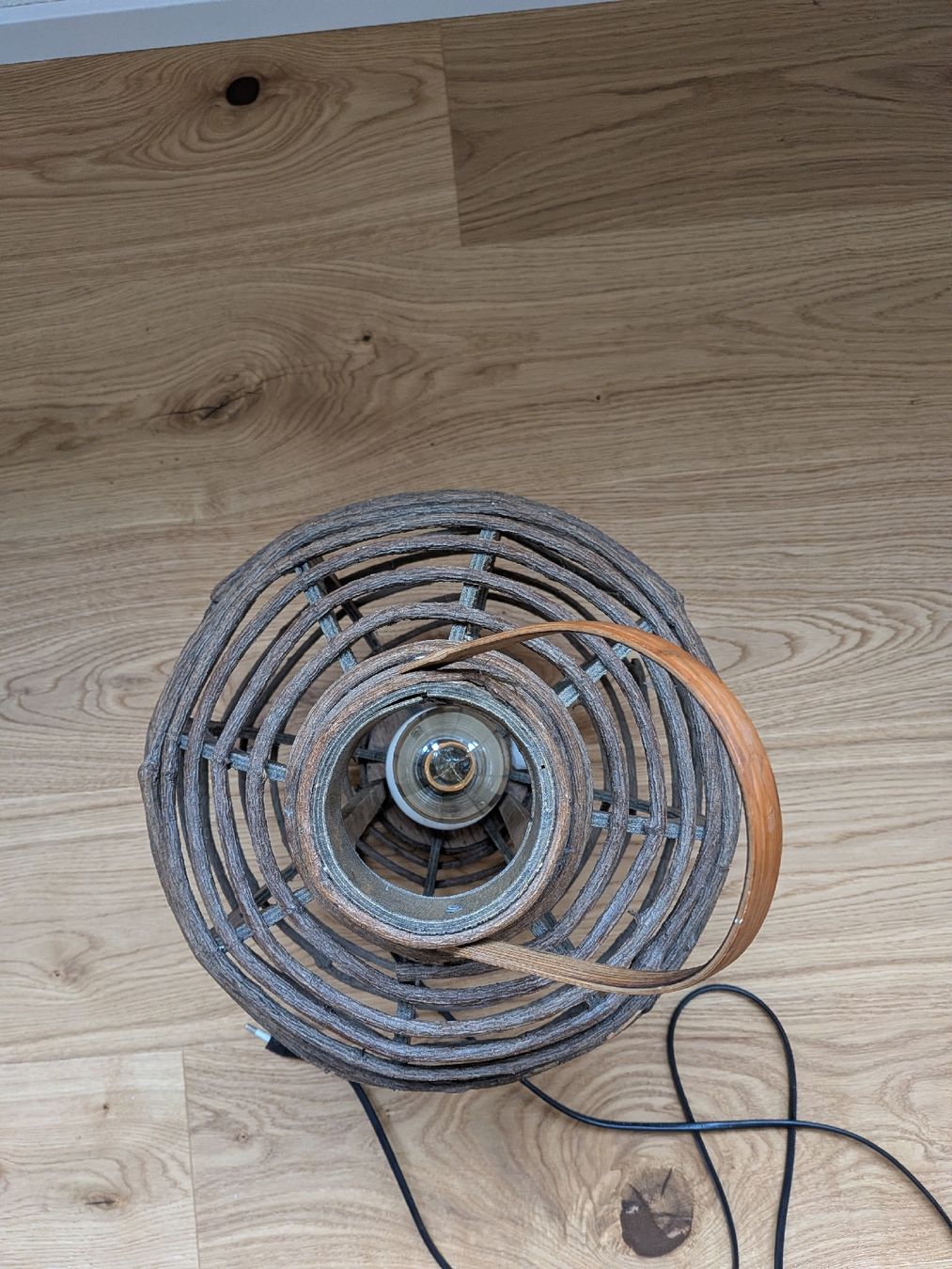 Lampade: Lampe / Laterne dunkelbraun – Usato da Eschenbach SG venduto da SanFranciscoCalifornia 2