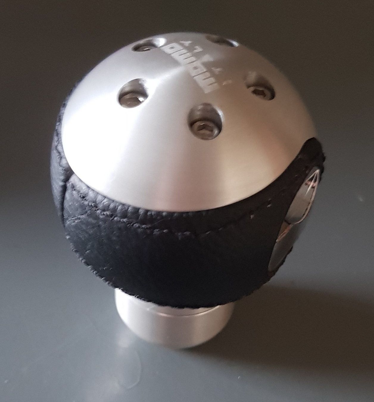 Accessori per altri veicoli: Momo Designer Schaltknauf – Nuovo e nell'imballaggio originale da Dachsen venduto da Topparts1
