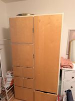 Gratis Schrank / Stauraumschrank zu verschenken 