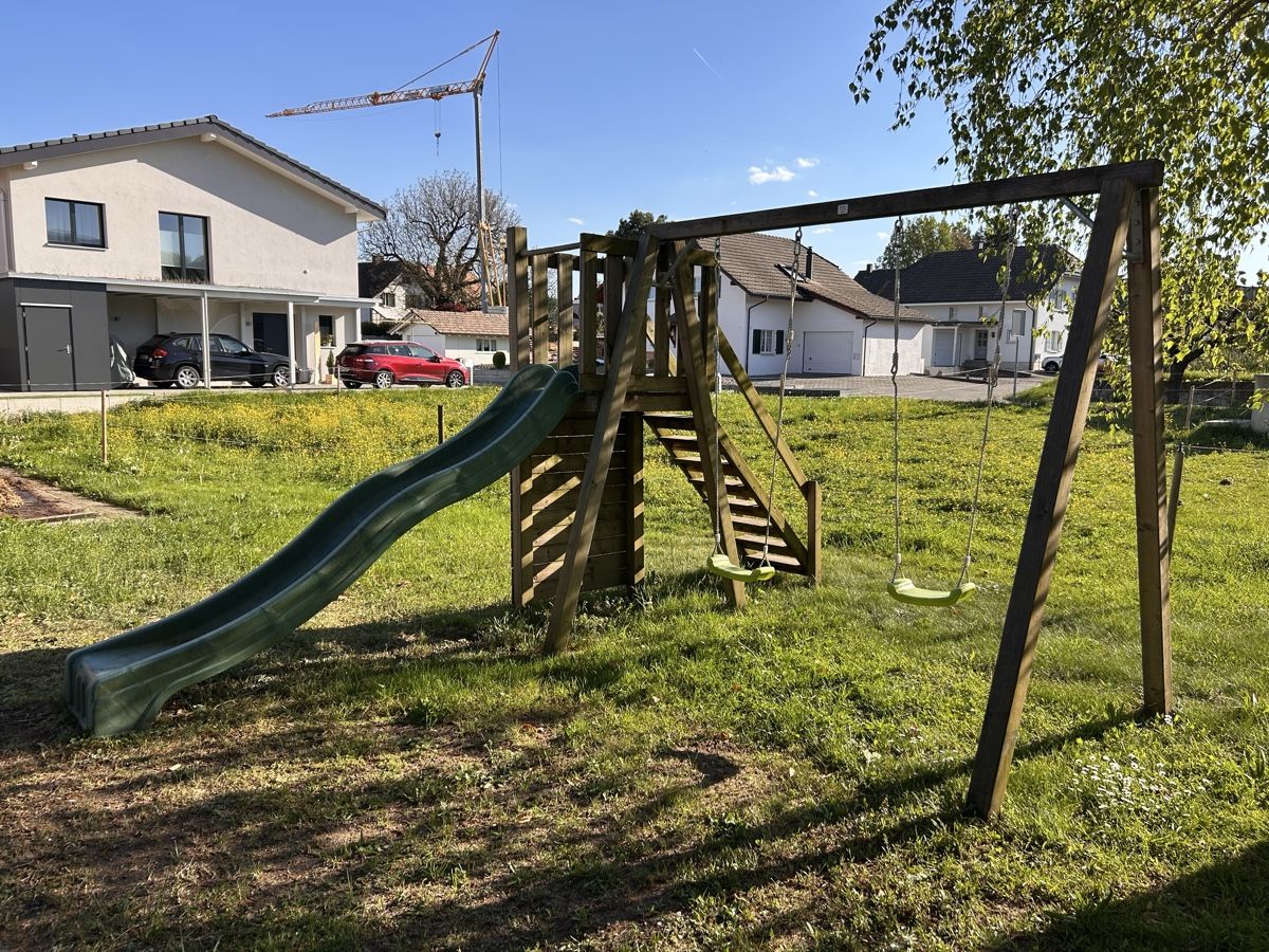 Altre altalene da giardino: Spielturm Kinderschauckel – Usato da Wolfwil venduto da Simco01 2