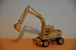 FURUKAWA 625 E Raupenbagger