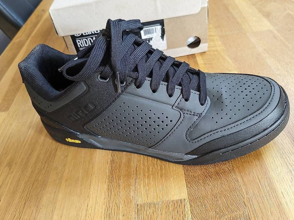 Giro Scarpe da uomo: Giro Riddance MTB-Schuh Gr. 44 – Usato da Kandersteg venduto da BadertAd 1
