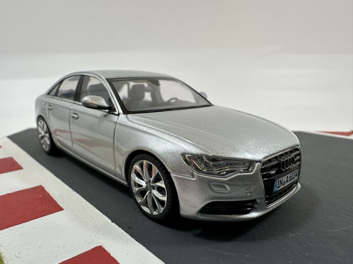 Schuco Modellini d'auto: Audi A6 1:43, silbrig, SCHUCO – Nuovo (secondo la descrizione) da Zofingen venduto da rf9_x2xt 6