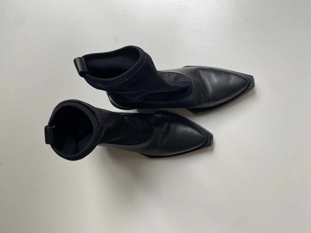 Damenschuhe: Just Cavalli Stiefeletten – Gebraucht aus Widen von juinl 1