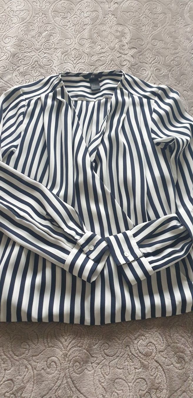 Blusen: Blouse – Gebraucht aus Granges-Paccot von jokko