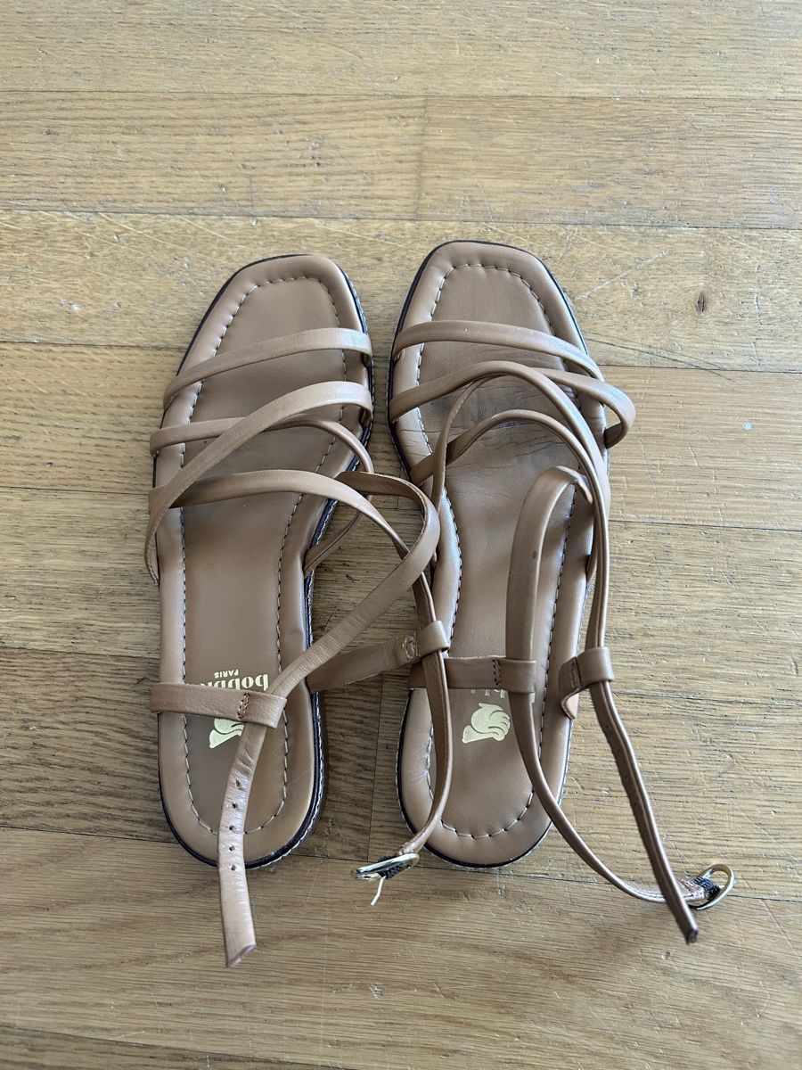 Bobbies Damenschuhe: Ledersandalen (38) – Gebraucht aus Zürich von leo_m7wh