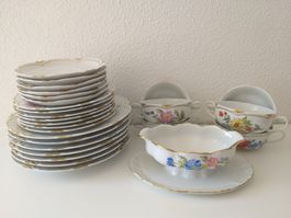 HUTSCHENREUTHER GERMANY Service en porcelaine