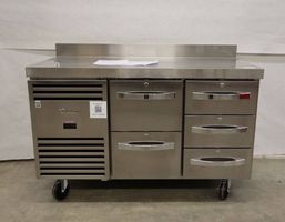 True Umluftkühltisch TCR 2L TCF 3D NEU - Ausstellungsstück!