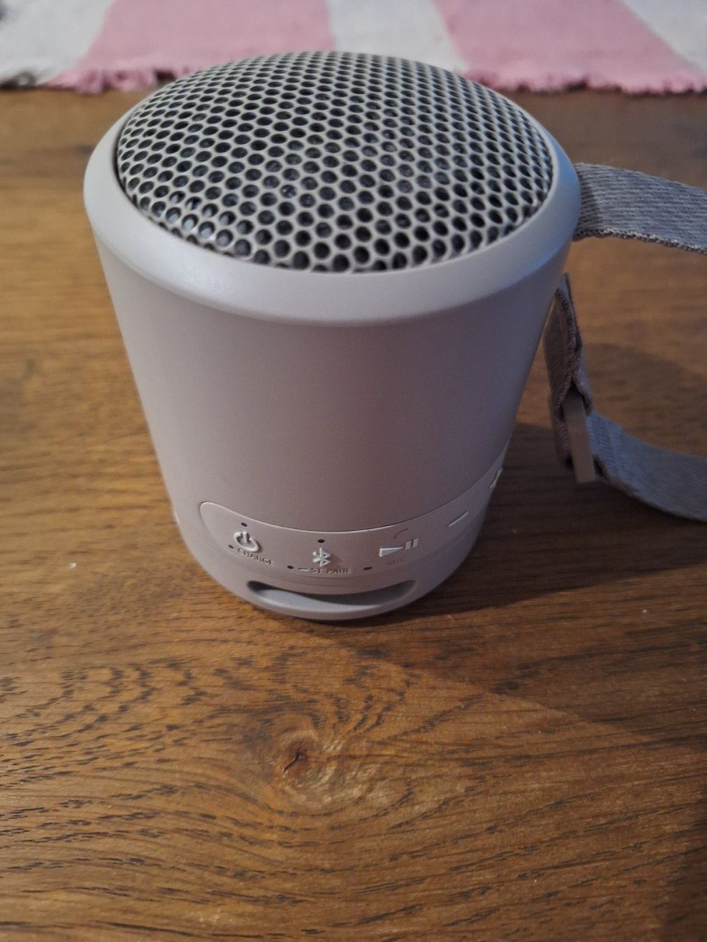 Sony Casse acustiche: Sony Mini Bluetooth Lautsprecher - Super Sound, Top! – Usato da Dietikon venduto da Mari-8953 1