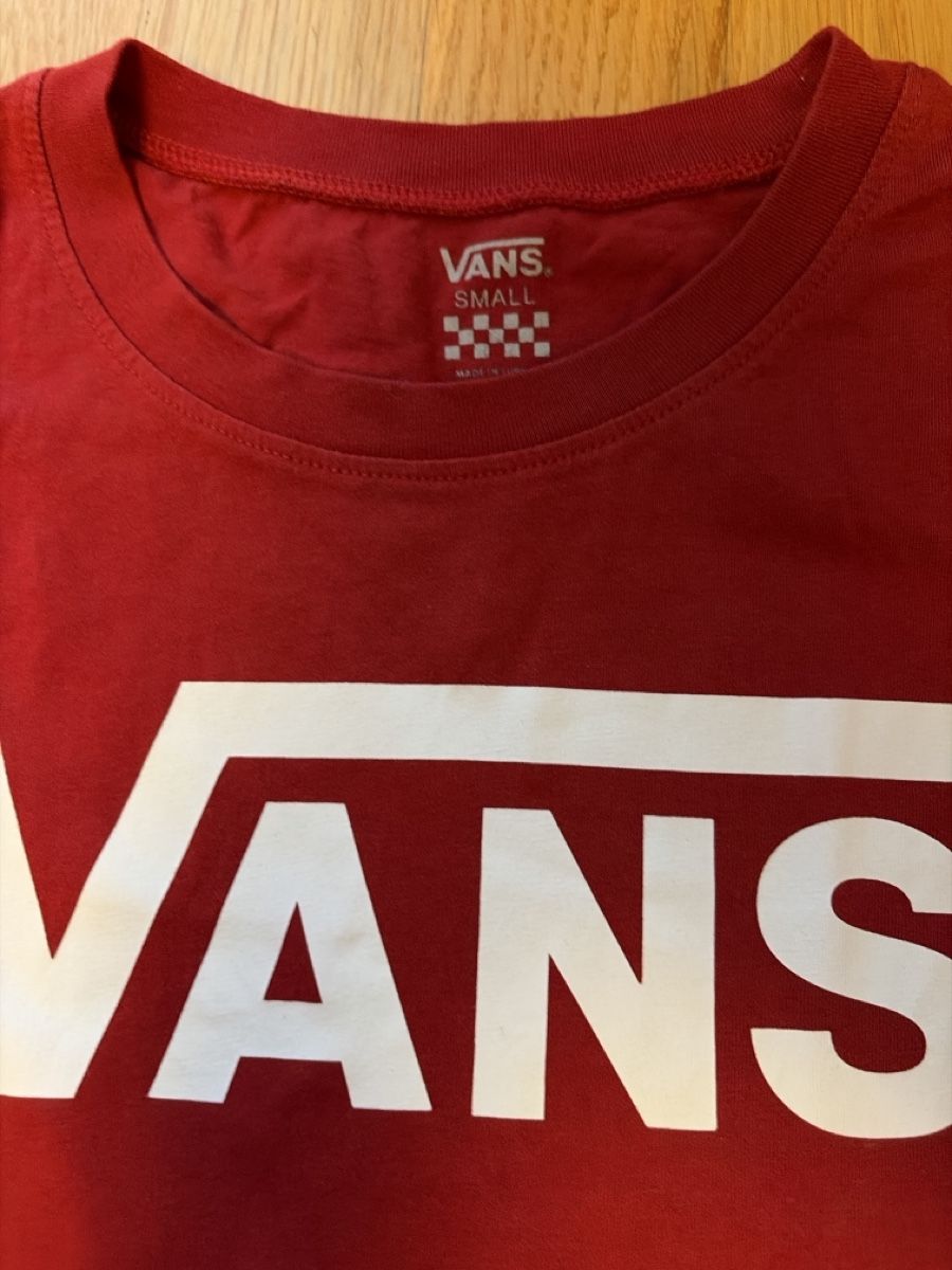 Vans T-Shirts: Vans T-Shirt Rot Grösse S – Gebraucht aus Zizers von Stefffunny123 1