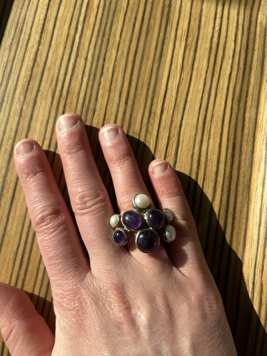 Anelli: Silberring mit Perlen und Amethysten – Usato da Birsfelden venduto da Exclusivity 6