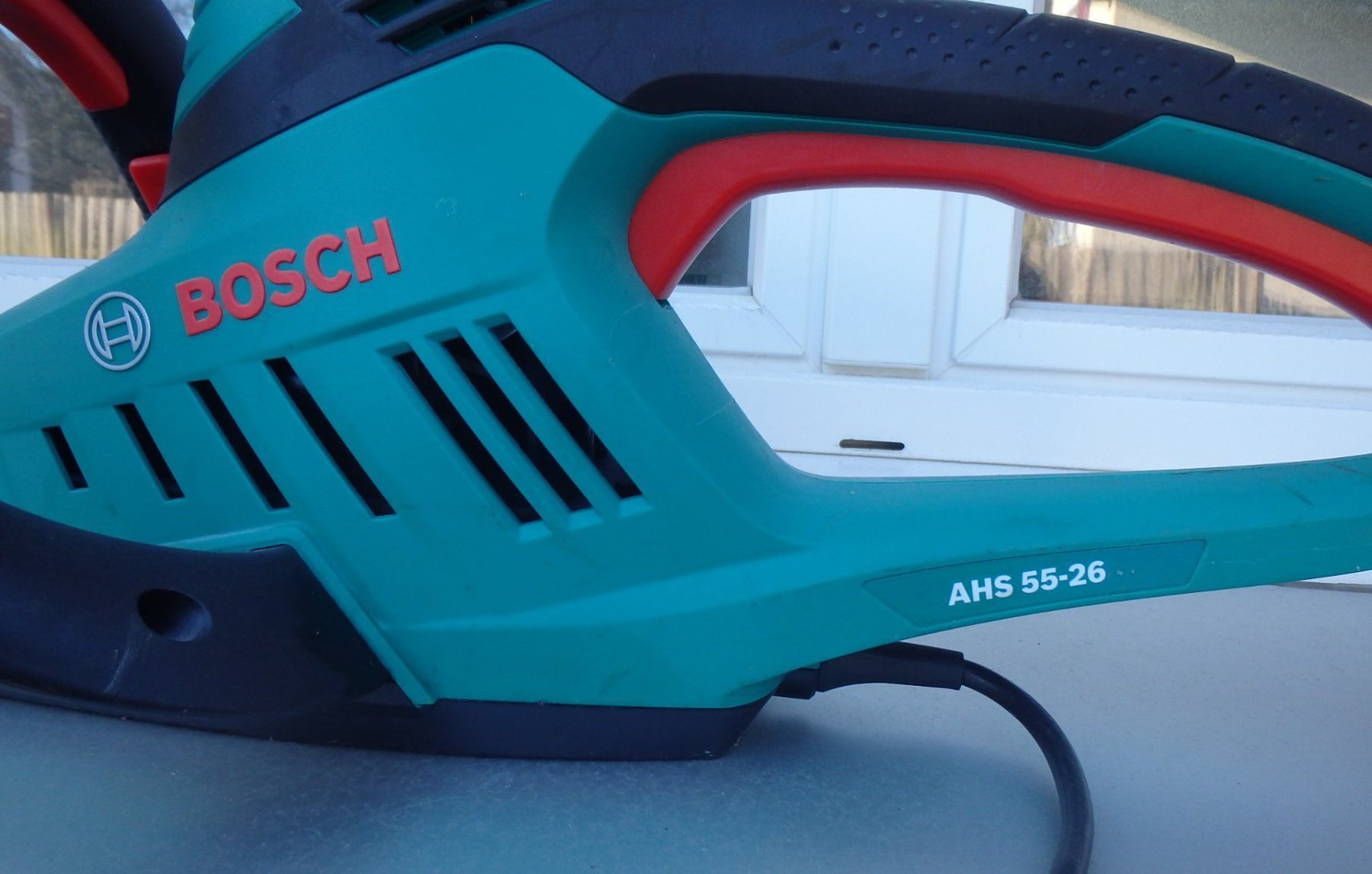 Bosch Tutti gli attrezzi: BOSCH Heckenschere mit 70cm Schwert – Usato da Bad Ragaz venduto da caduwa 1