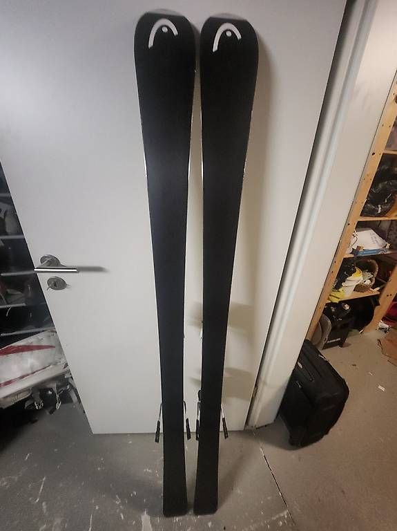 Skis: vendo sci  – D'occasion à Gordevio par kiwi_kiwi72 2